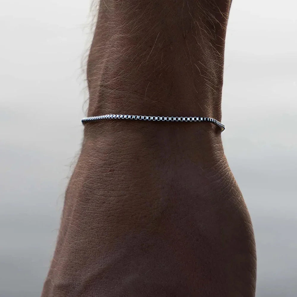 🎁 Unisex Minimal Bracelet (100% Discount)