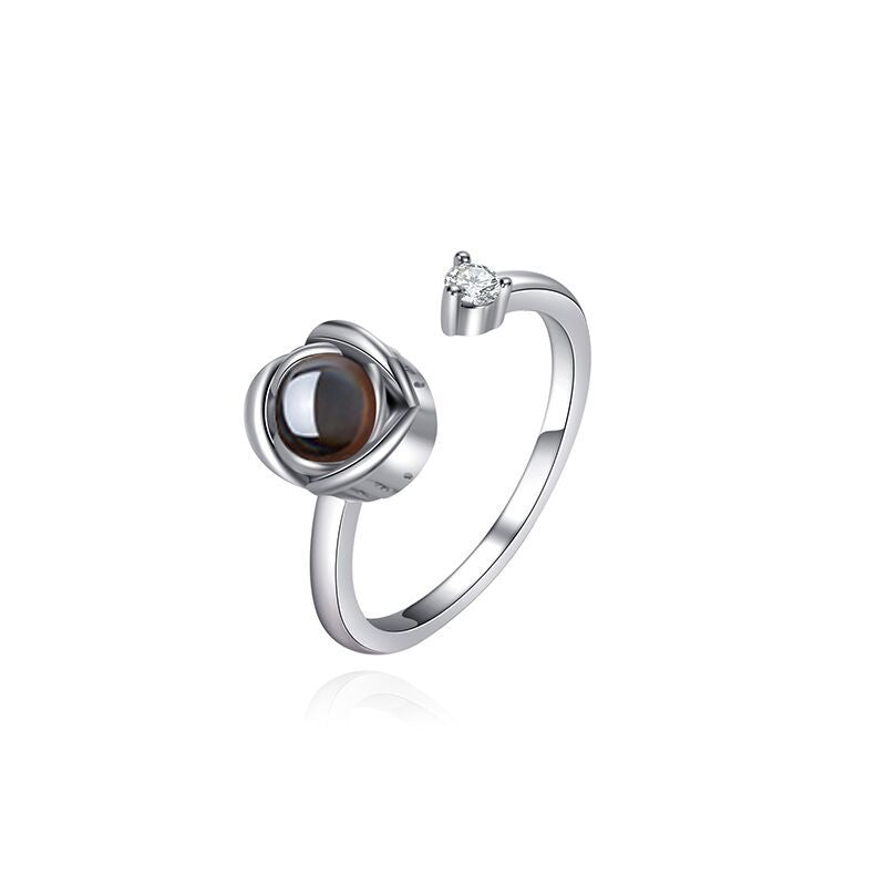 Surrounded Heart Projection Ring